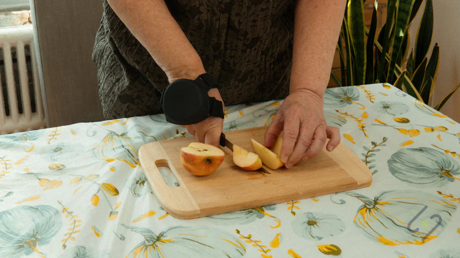 Steadywear - Steadi-3 Anti-Tremor Glove - Image 6