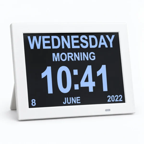 A white digital desk calendar displays Wednesday morning, 10:41, June 8, 2022, on a black screen.